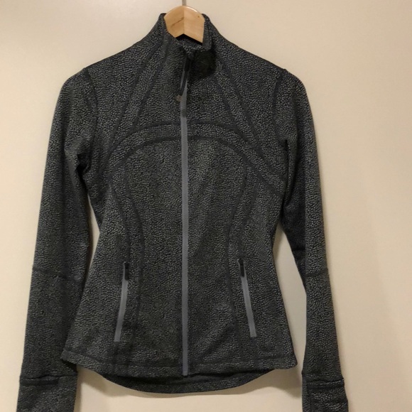 lululemon athletica Jackets & Blazers - Lululemon Define Jacket Size 6